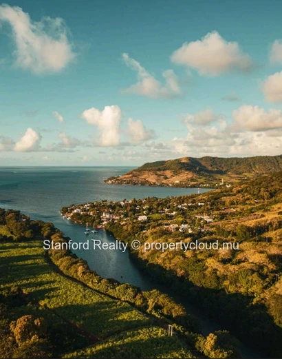 Land for Sale – Anahita Beau Champ, East