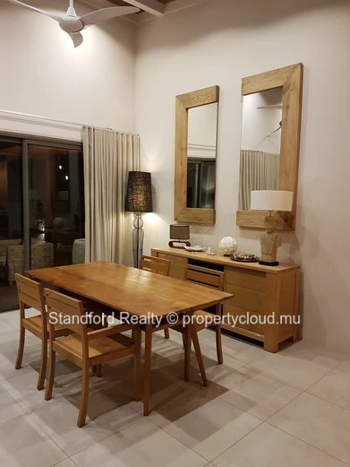 Villa for Sale – 3 Bedrooms, Royal Park, North