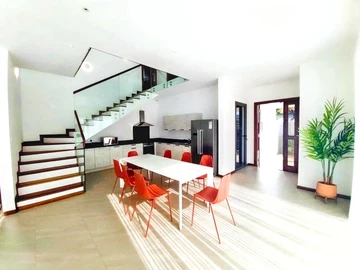 4 Bedroom Villa
