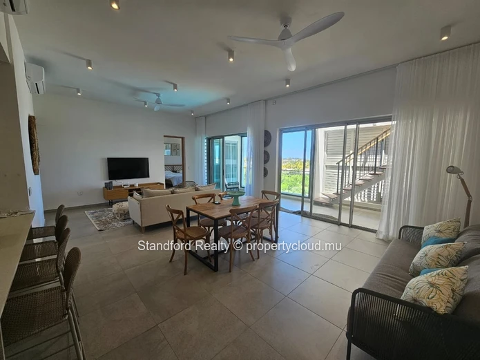 Penthouse for Rent – 3 Ensuite Bedrooms, Pereybere, North