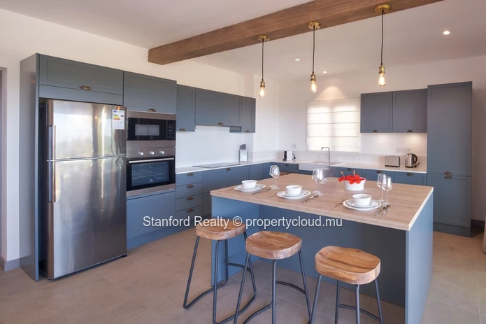 Sea View Apartment for Rent - 3 Bedrooms, St Antoine, North