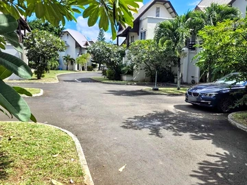 3 Bedroom Townhouse, Duplex