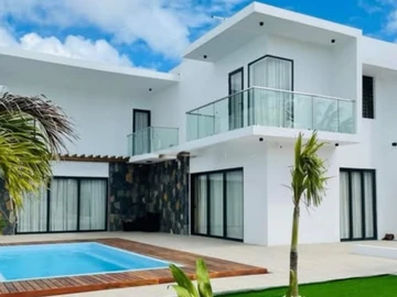 4 Bedroom Villa