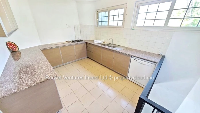 4-Bedroom Villa for Rent and Sale, Floréal – Centre