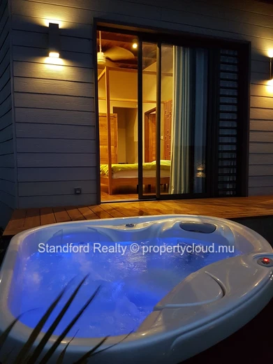 Villa for Sale – 3 Bedrooms, Royal Park, North