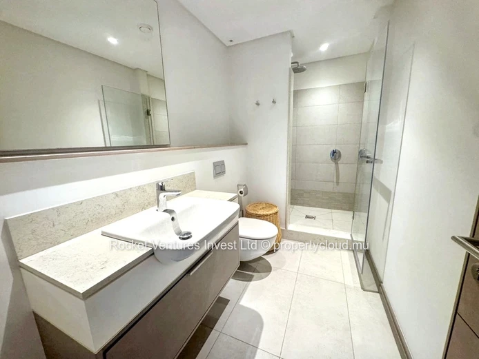 Appartement 3 Chambres + Bureau, Mont Choisy Le Golf