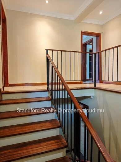 Premium 4-Bedroom Villa with Panoramic Ocean View in Belle Vue, North