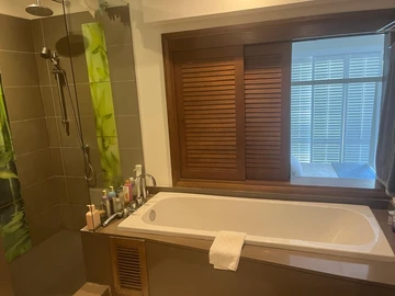 4 Bedroom Apartment