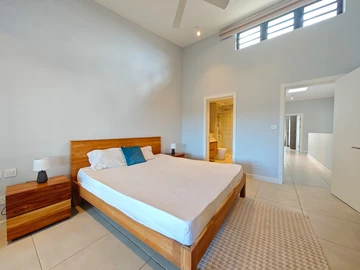4 Bedroom Townhouse, Duplex