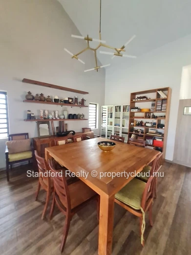 For Rent – 3-Bedroom Villa in Balaclava | Rs 120,000 / month (negotiable)