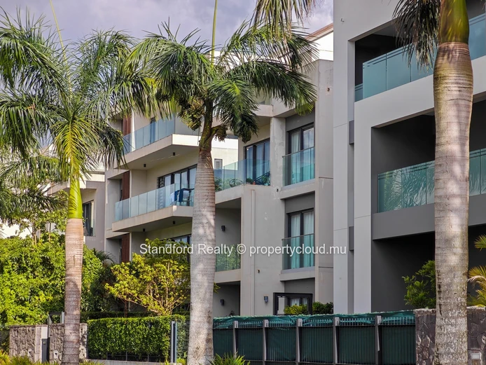 2-Bedroom Apartment with Mountain Views – Helvetia Promenade, Moka