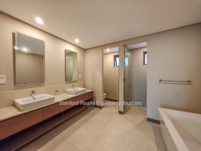 Apartment for Rent – 2 Bedrooms, Grand Baie (North)