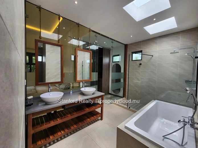 Luxury 4-Bedroom Villa, North, Grand Baie