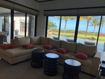5 Bedroom Villa
