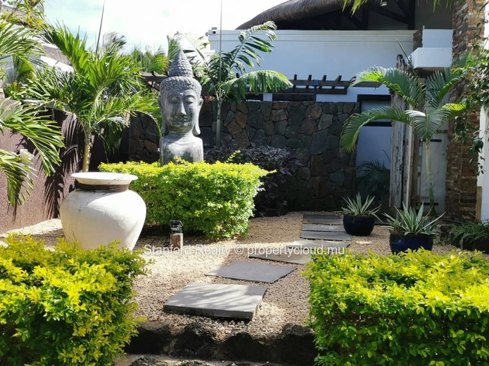 For Sale - Luxurious 3-Bedroom Villa with Pool in Pointe aux Piments