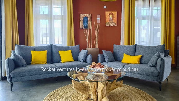 Charming Family Villa with Private Pool in Daruty Forest