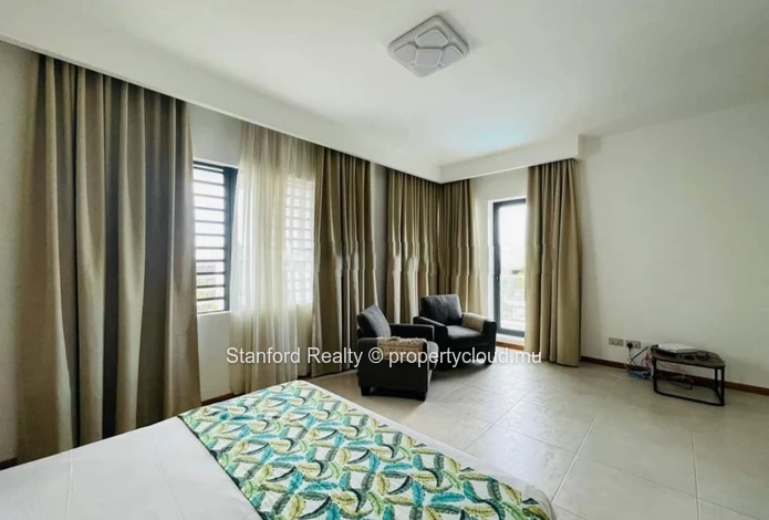 Luxury 4-Bedroom Villa with Private Pool – Mont Choisy, North