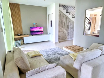 3 Bedroom Townhouse, Duplex