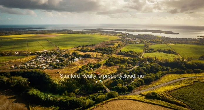 Land for Sale – Anahita Beau Champ, East