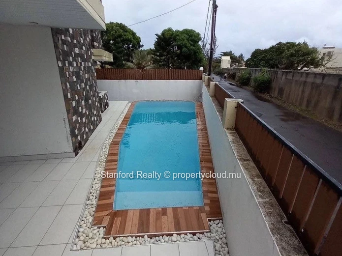 Building for Sale – 3 Fully Furnished Apartments with Pool, Pereybere, North