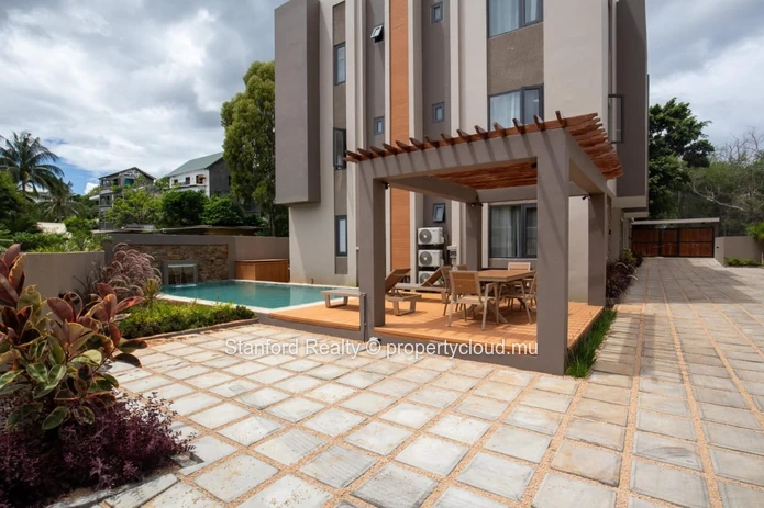 Penthouse for Sale - 3 Bedrooms, Flic en Flac, West