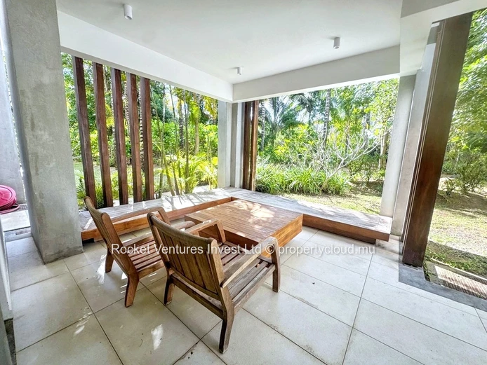 Appartement 3 Chambres + Bureau, Mont Choisy Le Golf