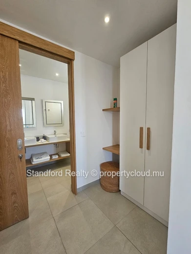 Penthouse for Rent – 3 Ensuite Bedrooms, Pereybere, North
