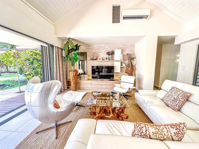 Luxurious 4-Bedroom Villa with Pool in Grand Baie, Mauritius