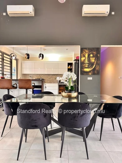3-Bedroom Villa for Rent – North, Balaclava