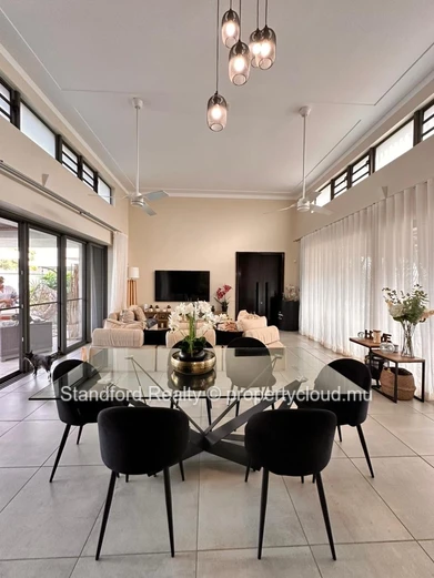 3-Bedroom Villa for Rent – North, Balaclava