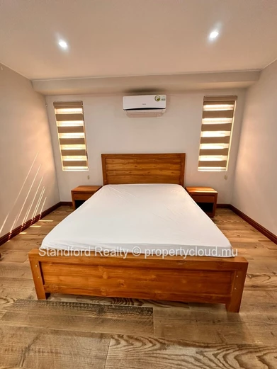 5-Bedroom Villa for Sale – Balaclava (Royal Park), North