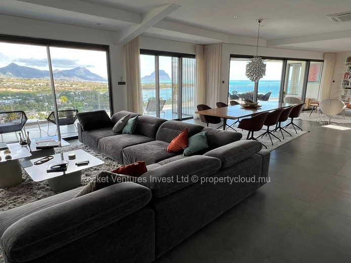 Luxury Penthouse with Panoramic Views, La Plantation Marguery, Black River