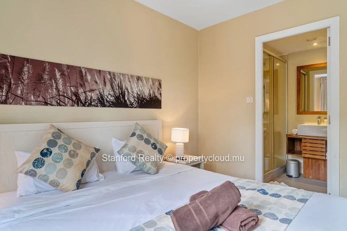 Charming 2-Bedroom Duplex, Trou aux Biches, North
