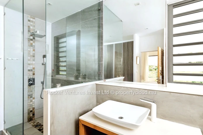 For Rent: 3-Bedroom House, Southwest, La Gaulette