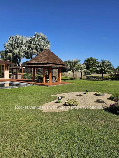 Renovated 4-Bedroom Villa on Golf Course – Tamarina, West Coast