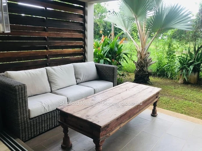 Elegant Apartment for Sale – 3 Bedrooms, Tamarin, West