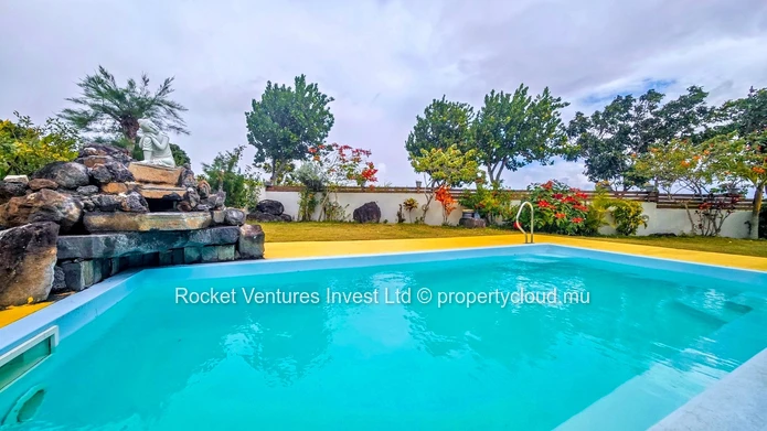 SALE - Prestigious 3-Bedroom Villa with Pool in Mont Piton Estate