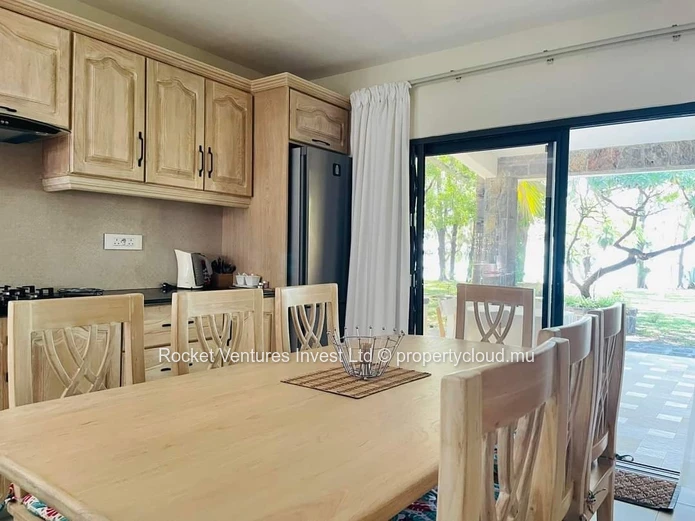 3-Bedroom Beachfront Villa – Calodyne