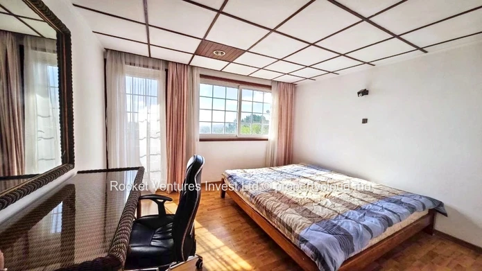 4-Bedroom Villa for Rent and Sale, Floréal – Centre