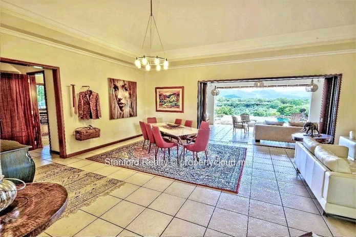Luxury Villa for Sale – 6 Bedrooms, Tamarin, West Coast