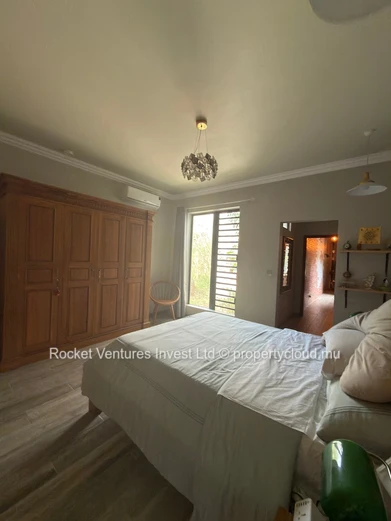 Your Ultimate Retreat: Luxurious Nature-Themed Villa Awaits!