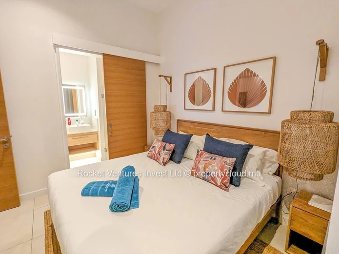3-Bedroom Apartment with Private Jacuzzi in a Beachfront Complex – Grand Gaube
