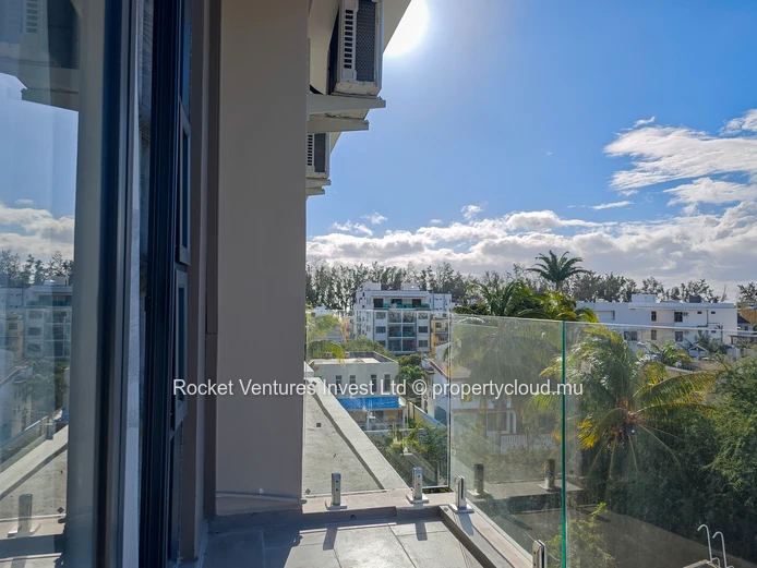 NEW 3-Bedroom Penthouse For rent Flic en Flac