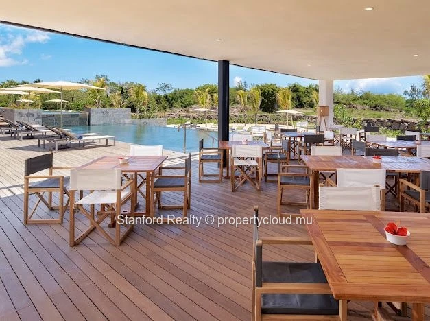 Stunning Beachfront 3 bedroom Apartment for Rent in Grand Gaube