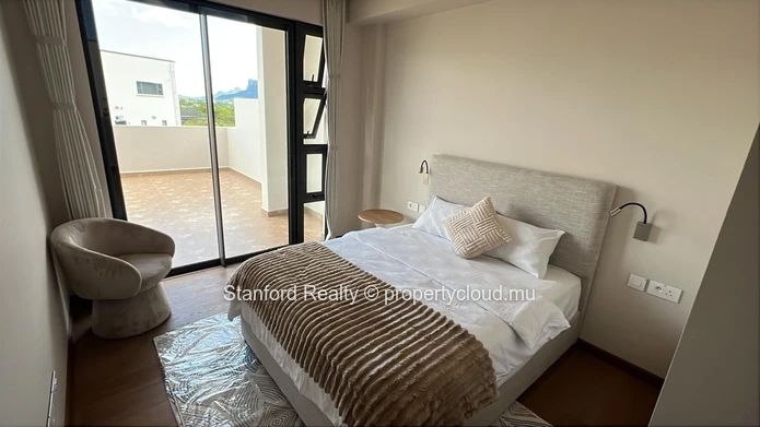 Modern 3-Bedroom Apartment for Rent - Fully Furnished, Mountain View