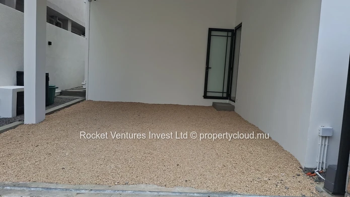 Luxury Sea View Penthouse – Trou aux Biches