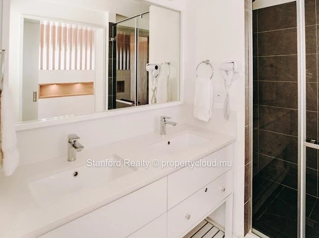 Penthouse for Rent - 4 Bedrooms, Sea View, St Antoine, North