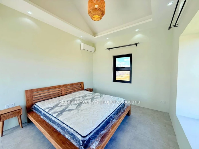 Luxury Villa for Sale - 4 Bedrooms, Flic en Flac, West (Reserved for Mauritian Citizens)
