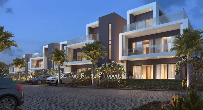 Prestigious Beachfront Penthouse for Sale – 3 En-Suite Bedrooms, Black River, West