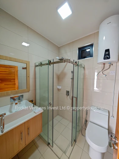 NEW 3-Bedroom Penthouse For rent Flic en Flac
